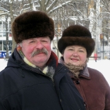 Подружжя Кременiв на вулиці Радянській в Миколаєві 2