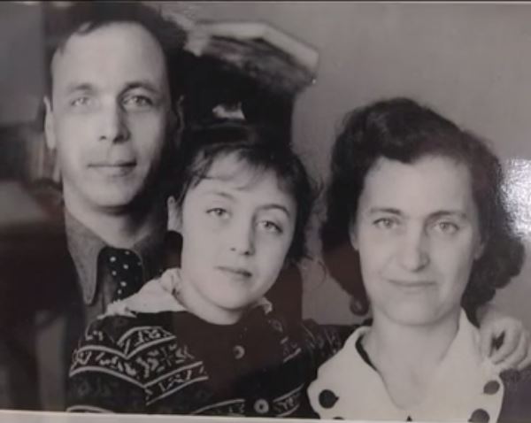 Л.Н. Вышеславский с женой и дочерью Ириной