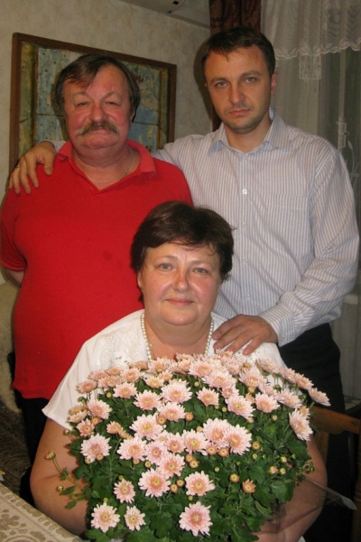 Дмитро i Ольга Кременi з сином Тарасом 2