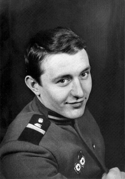 Александр Кремко в армии, 1964 г. Фото из архива В. Бабича