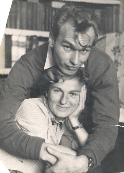 С супругой Светланой. Только родилась дочь Марина… г. Николаев 1959 г.