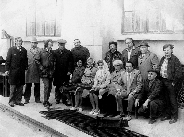 Писатели Николаевщины во время посещения Ингулецкой оросительной системы. 1975 г.